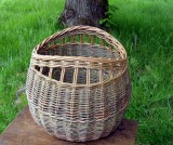 Window handled log basket